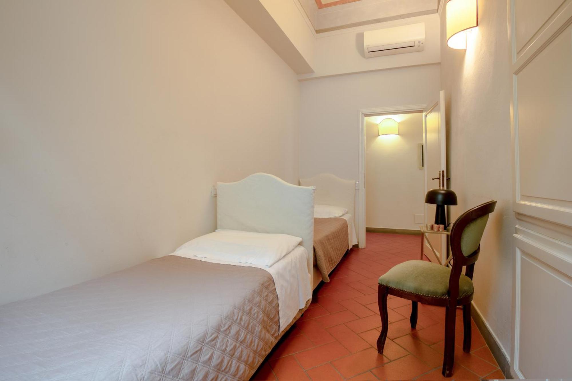 Ferienwohnung Rondinelli Charme Prestige Florenz Exterior foto